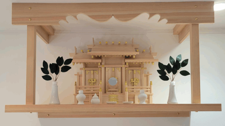 館山市｜神棚造作工事｜ヒノキ材・雲板仕上げ - MonoHousing早川建設
